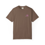 Unisex Garment-Dyed T-Shirt with Pink Logo - Casual Summer Essential
