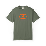 Casual Unisex Garment-Dyed T-Shirt with Playful Orange Graphic - Perfect for Everyday Wear
